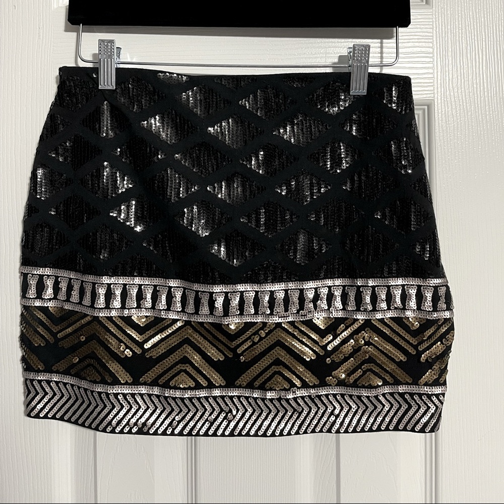 Express Sequin Skirt